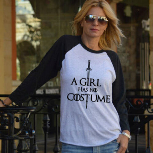 a girl has no costume shirt wh/bl