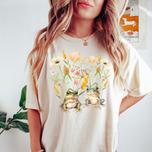 Boho Wildflowers Cottagecore sand shirt