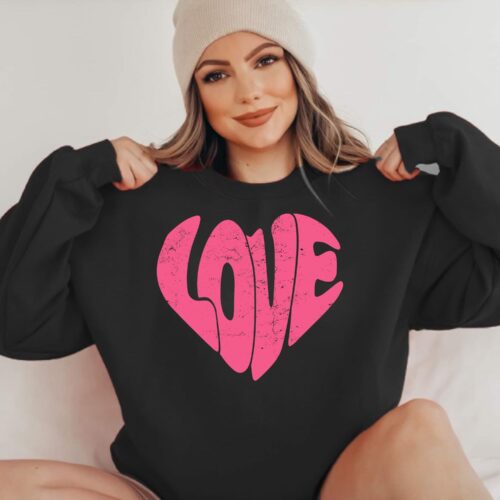 Retro Love Heart sweatshirt black