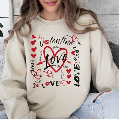 Cupid Valentine Day Sweater Sand